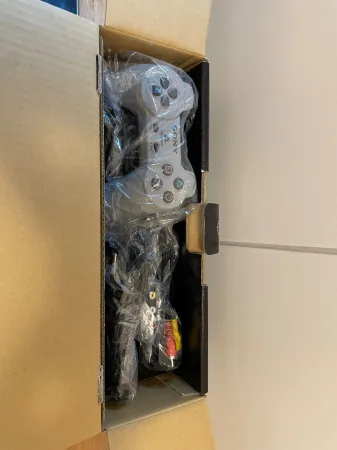 Sony PlayStation 1 Spielekonsole (SCPH-1002 - PAL) in NEU & OVP Sammler!