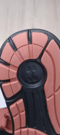 Under armour mens trainers size EU 45 UK 10 