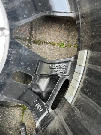 Ford Ranger 5 Kompletträder neuwertig ca. 1.000km gefahren