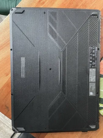 ASUS TUF GAMING FX505DT Gaming-Laptop, wie NEU!