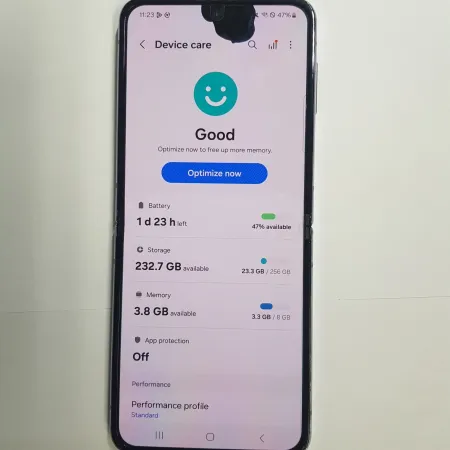 Samsung Galaxy Z Flip4 /256 GB (Desbloqueado) Lavanda funcionamiento normal