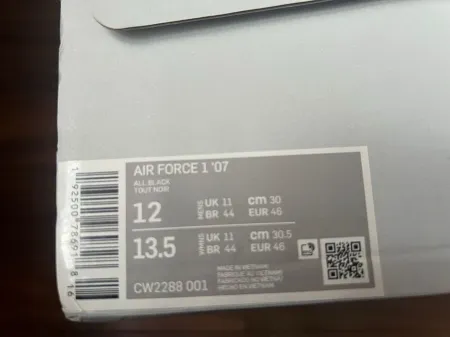 Size 11- Nike Air Force 1 07 Low Triple Black BROKEN BOX