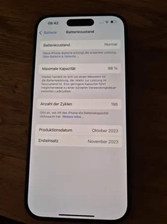 Apple iPhone 15 Pro 128GB schwarz in OVP guter Zustand