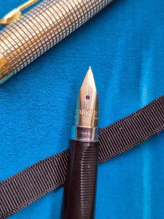 Parker 75 ciselè vermeil stilo fountain pen sterling 925 USA fine point IN BOX