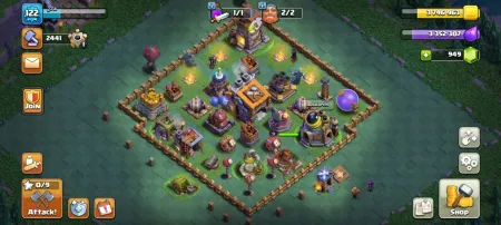 Selling 2 Clash of Clans accounts together, one with Town Hall 16 and the other 